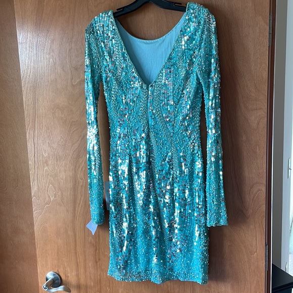 JS Collections aqua long sleeve sequined cocktail dress NWT - Picture 5 of 7